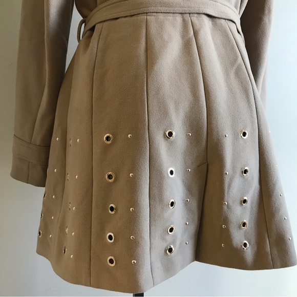 White House Black Market Eyelet Studded Coat Belted Jacket Tan Gold Size Large - Picture 11 of 13